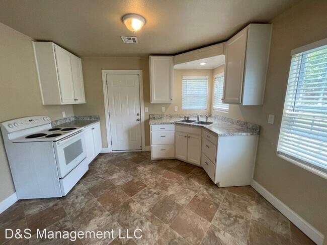 Building Photo - 3 br, 2 bath House - 1213 S 16th St