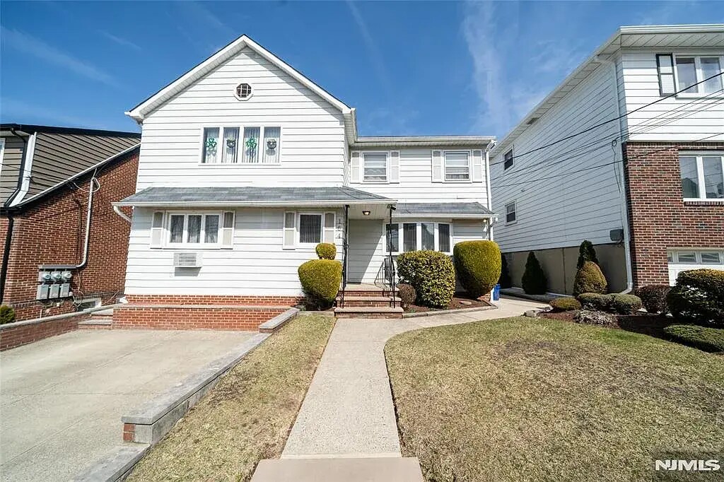 Foto principal - 164 Eagle St