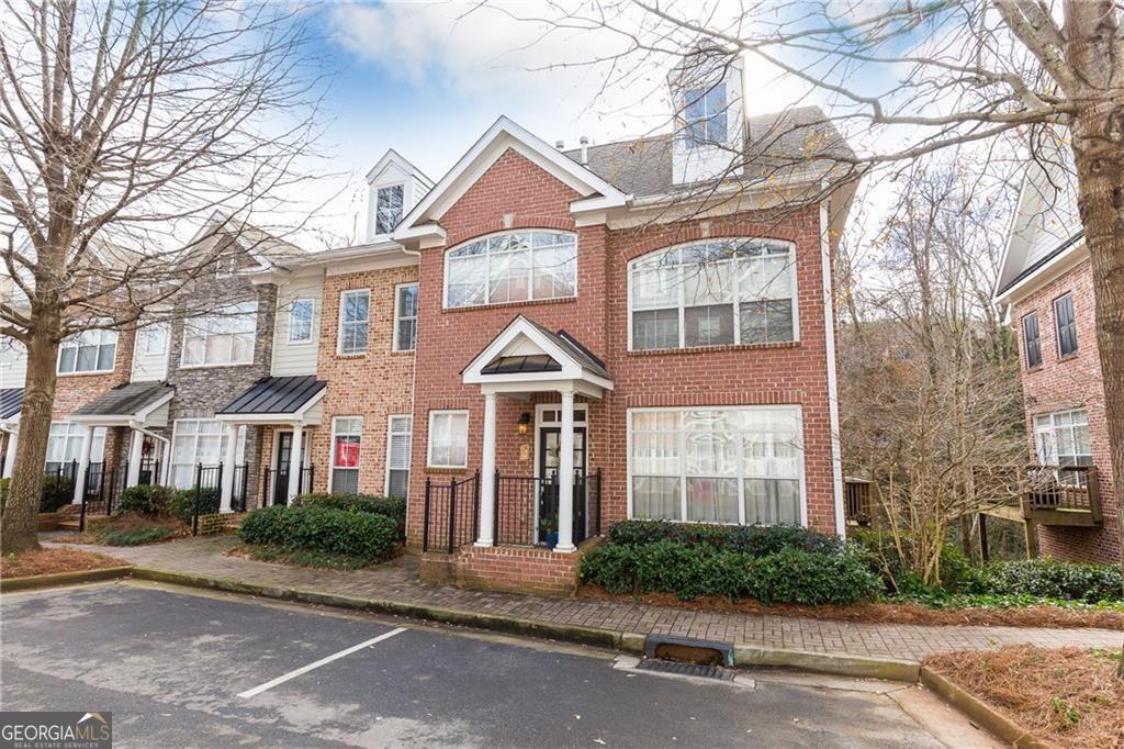 Primary Photo - 1155 Glenridge Pl NE