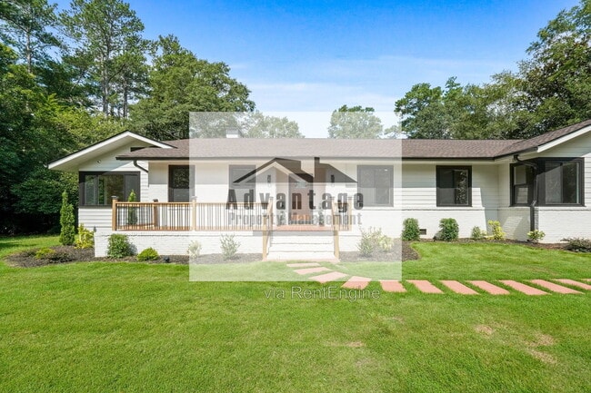 Foto del edificio - 1099 Pine Valley Rd