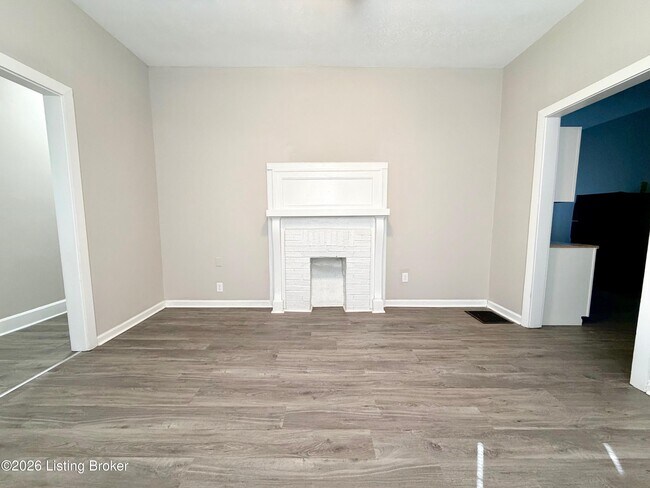 Foto del edificio - 4207 W Market St