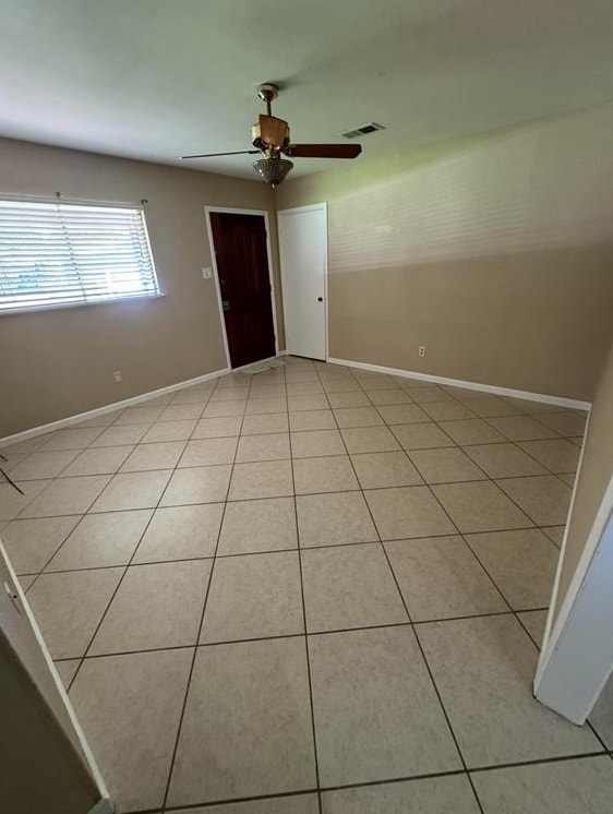 Building Photo - 165 Smelker Ave