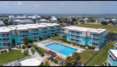 Building Photo - 301 Commerce Way