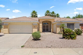 Building Photo - 836 W Cooley Dr
