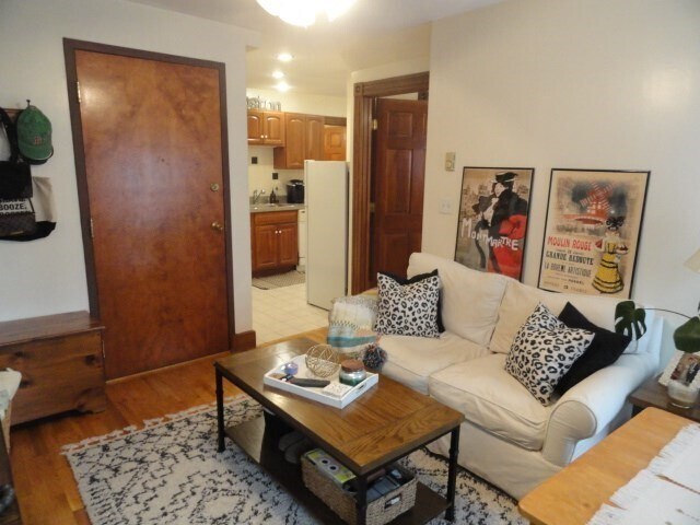Foto del edificio - 282 Shawmut Ave