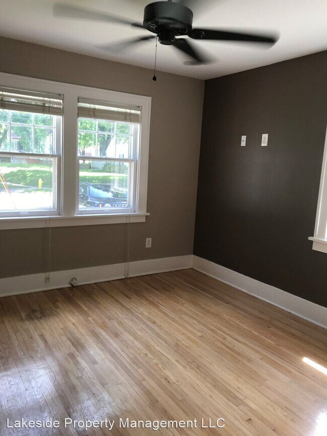 Building Photo - 2 br, 2 bath House - 3169 Dearborn