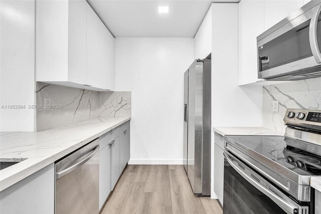 Foto del edificio - 7041 Raleigh St