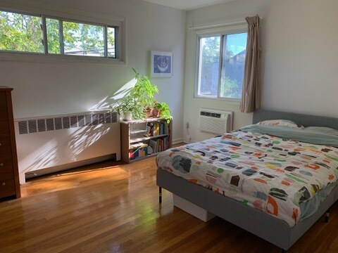 Foto del edificio - 1390 Bryant St NE