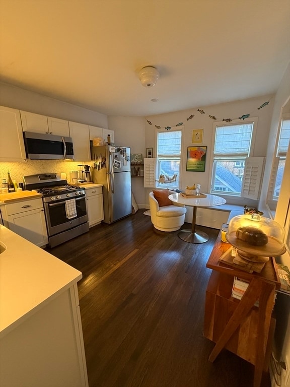 Building Photo - 14 Warwick St