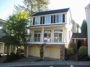 Building Photo - 2375 132nd Ave SE