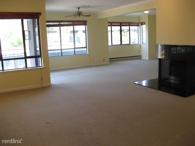 Building Photo - 2 br, 2 bath Condo - 667 Waverley Street