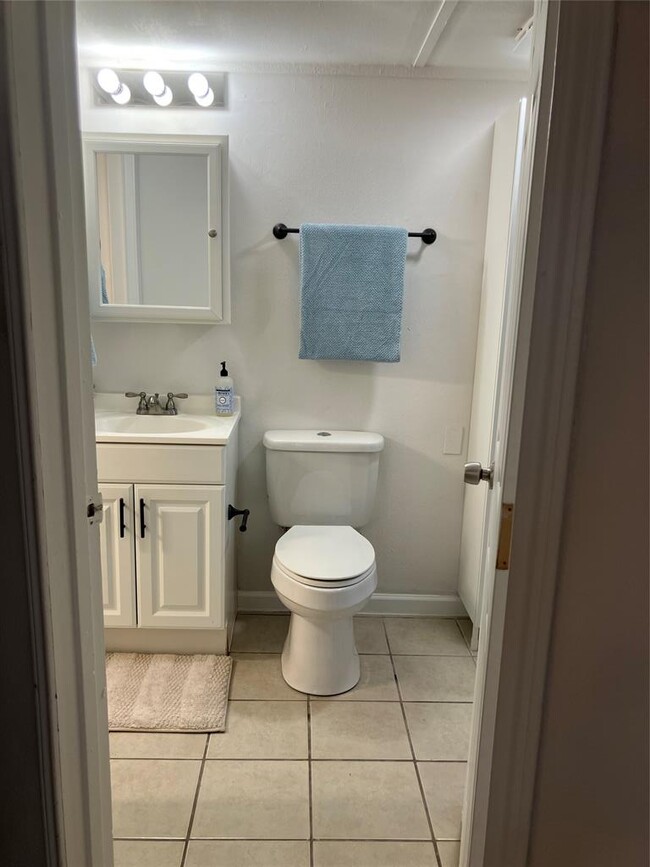 Foto del edificio - 5914 Lago Vista Way