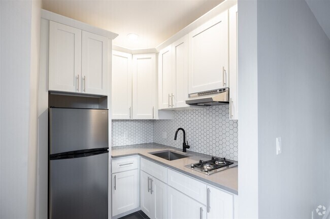 Building Photo - 158-161 Saint Botolph Unit 8