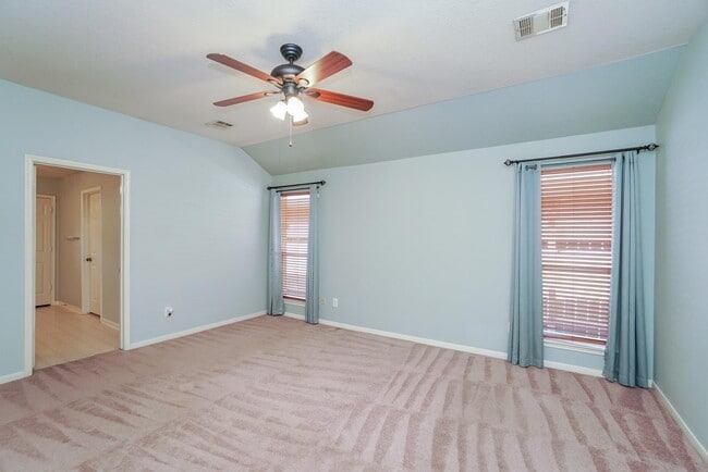 Building Photo - 13627 Mansor Dr