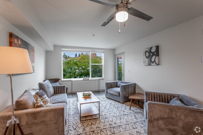 1BR, 1BA - 680 SF - Epicenter Apartments