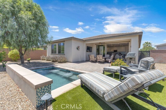 Foto del edificio - 50880 Monterey Cyn Dr