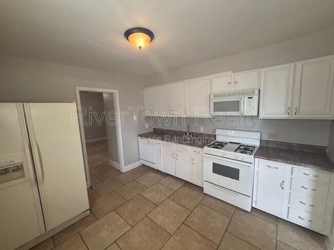 Foto del edificio - 3633 N Lloyd Cir
