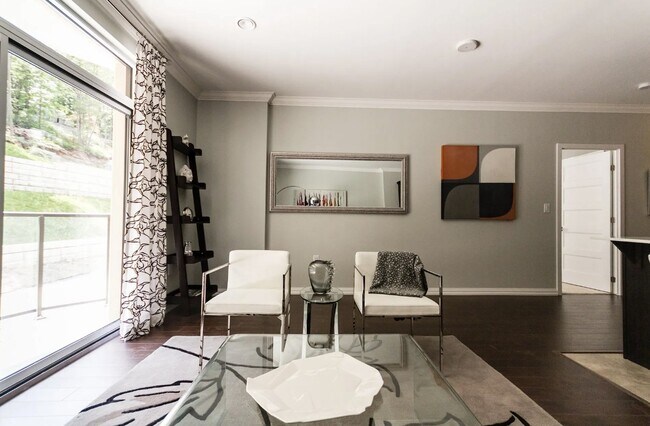 Photo du bâtiment - 940 On The Park - Luxury Rentals