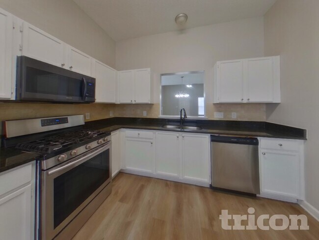 Foto del edificio - 4621 Aldersbrook Dr