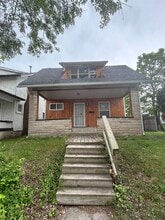 Building Photo - 2868 Indianapolis Ave