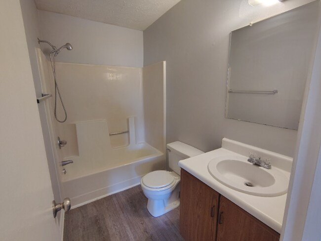 Foto del edificio - 7 Duiguid Dr