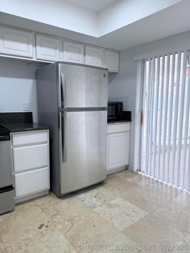 Foto del edificio - 9640 Oakburst Ln
