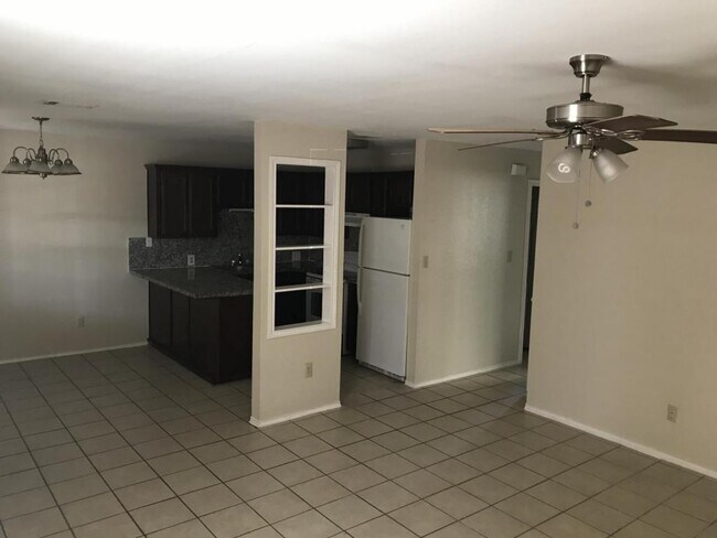 Foto del edificio - 1909 S 38th St