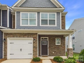 Building Photo - 3944 Fadden St