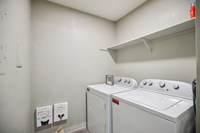 Building Photo - The Villages Apartment Homes