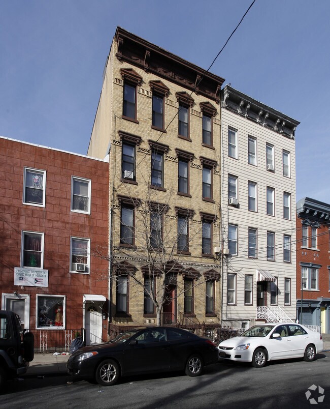 Foto del edificio - 118 Jefferson St