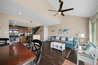 Building Photo - 7041 Kingston Cove Ln