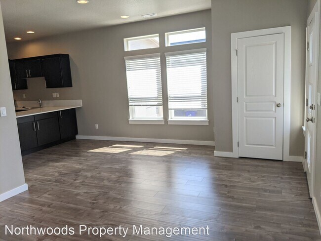 Building Photo - 2 br, 1 bath House - 1335 Turtle Lane
