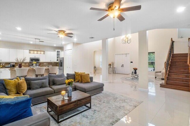 Foto del edificio - 9271 Madewood Ct