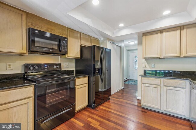 Foto del edificio - 1105 Moorefield Hill Ct SW