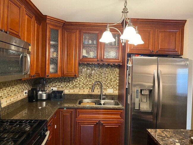 Building Photo - 845 Miller Ln