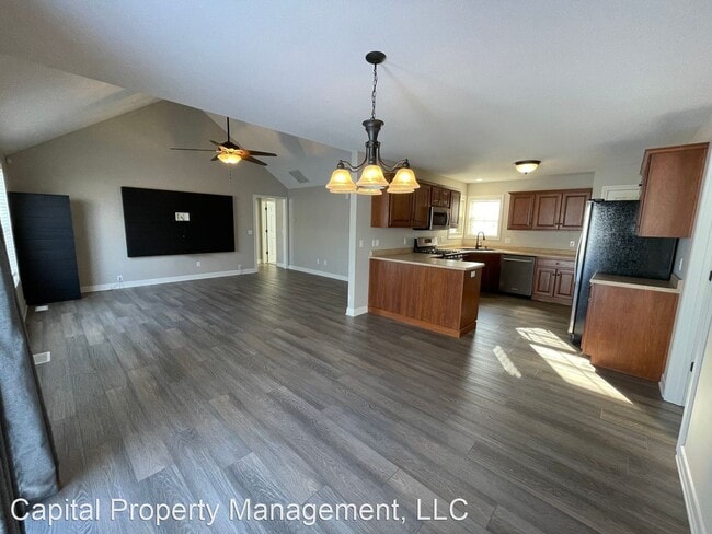 Building Photo - 3 br, 2 bath House - 8928 Strathmore Lane