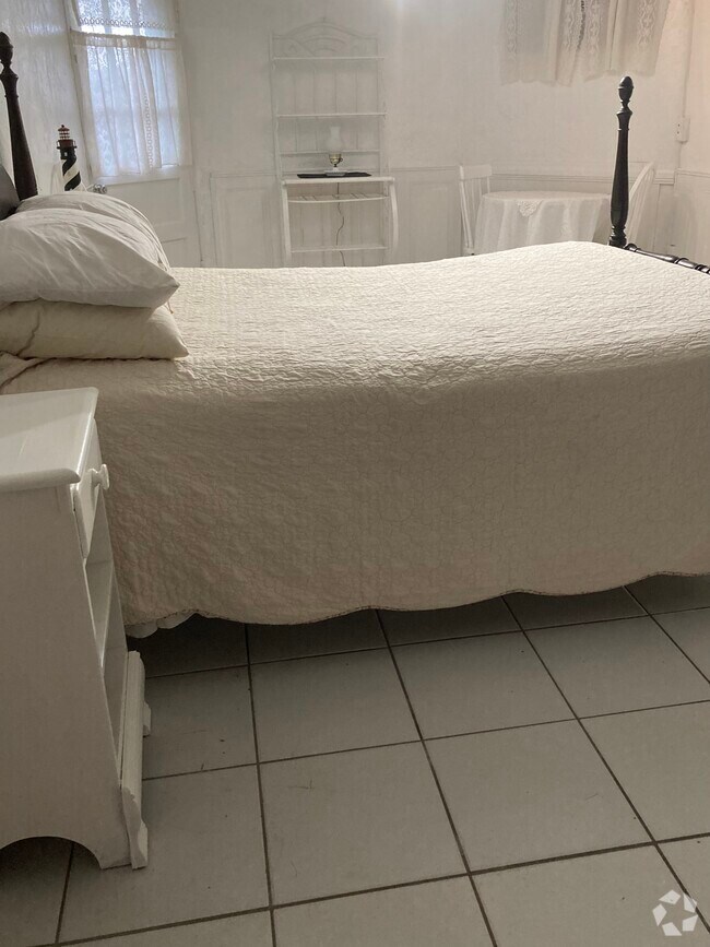 Westerly Apartments with EV Charging 16 Rentals