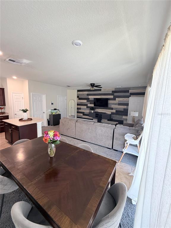 Foto del edificio - 1825 Cayman Cove Cir