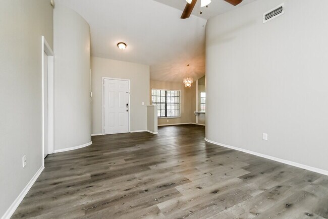 Foto del edificio - 10119 Deepbrook Dr