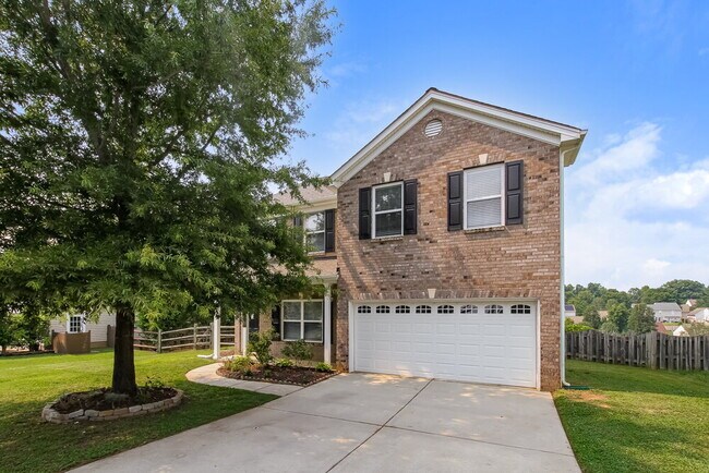 Building Photo - 255 Flanders Dr