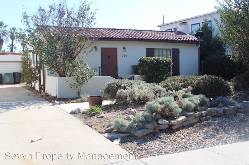 Primary Photo - 760 E Kingsley Ave