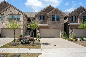 Building Photo - 5529 Liberty Dr