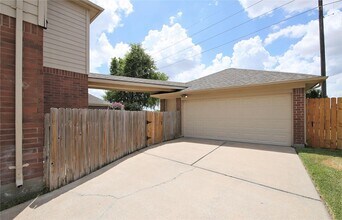 Building Photo - 10419 Pearl Dr