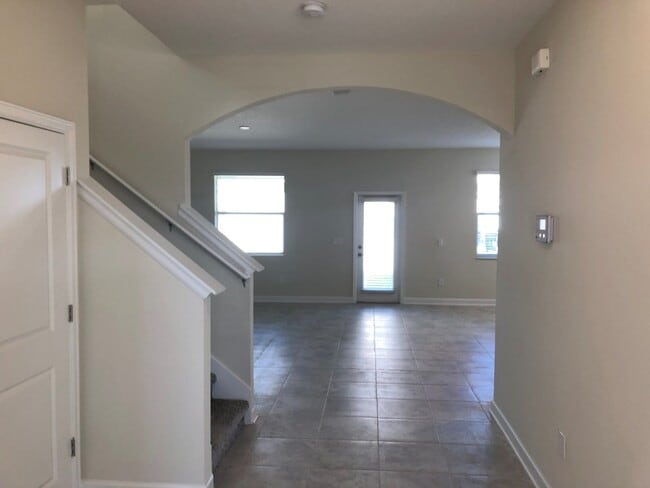 Foto del edificio - Just Listed!  3/2.5 Located In Beautiful P...