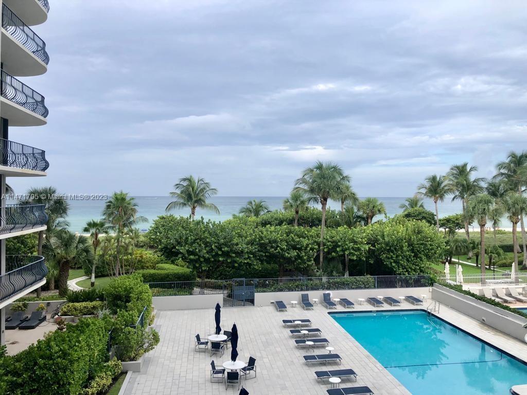 Primary Photo - 8877 Collins Ave