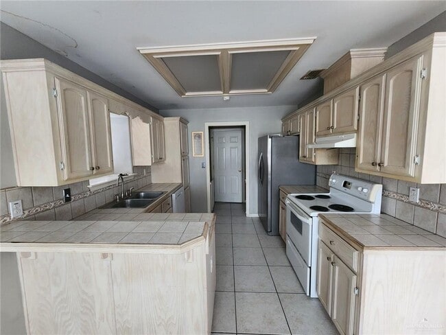 Foto del edificio - 18 Kerria Ave