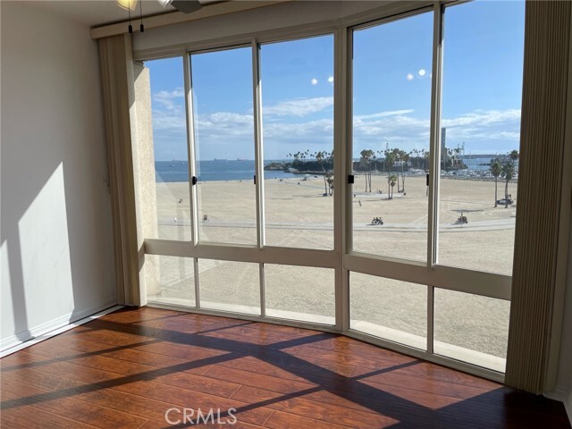 Building Photo - 850 E Ocean Blvd