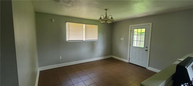 Building Photo - 2617 Taffy Dr