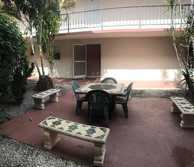 506 Davis Rd Unit 59, Palm Springs, FL 33461 Condo for Rent in Palm