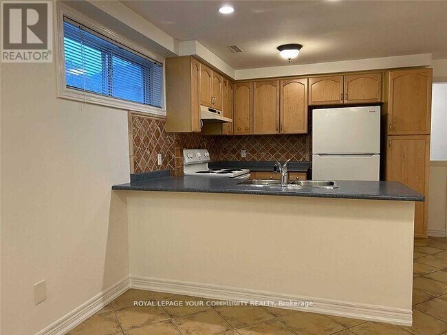 Building Photo - 173 Jeanne Dr